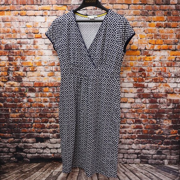 Boden Shift Dress, Sleeveless V Shape Crossover Bodice, Knee length US Sz 6B - Picture 1 of 14